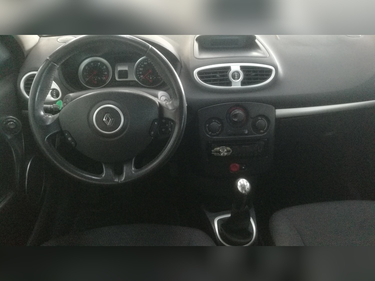 Renault CLIO III AUTENTIC 1.4 16V 98CV  foto 7