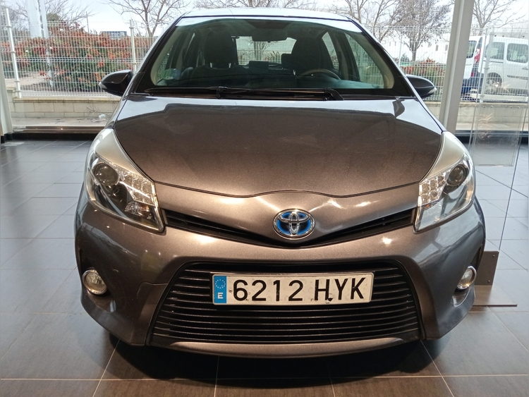 Toyota Yaris  foto 2